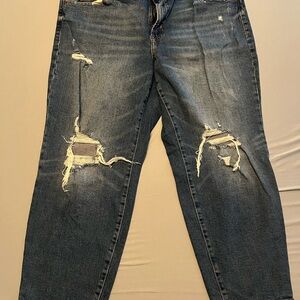 Old Navy Women’s Distressed Blue Jeans